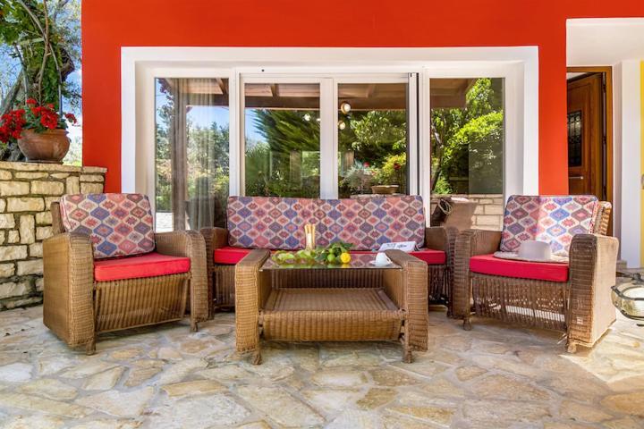 Poly'S Villa Lefkada Apolpaina ภายนอก รูปภาพ