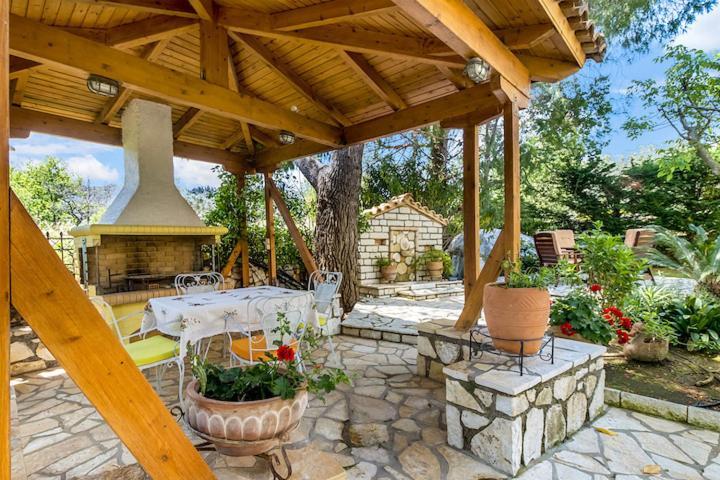 Poly'S Villa Lefkada Apolpaina ภายนอก รูปภาพ