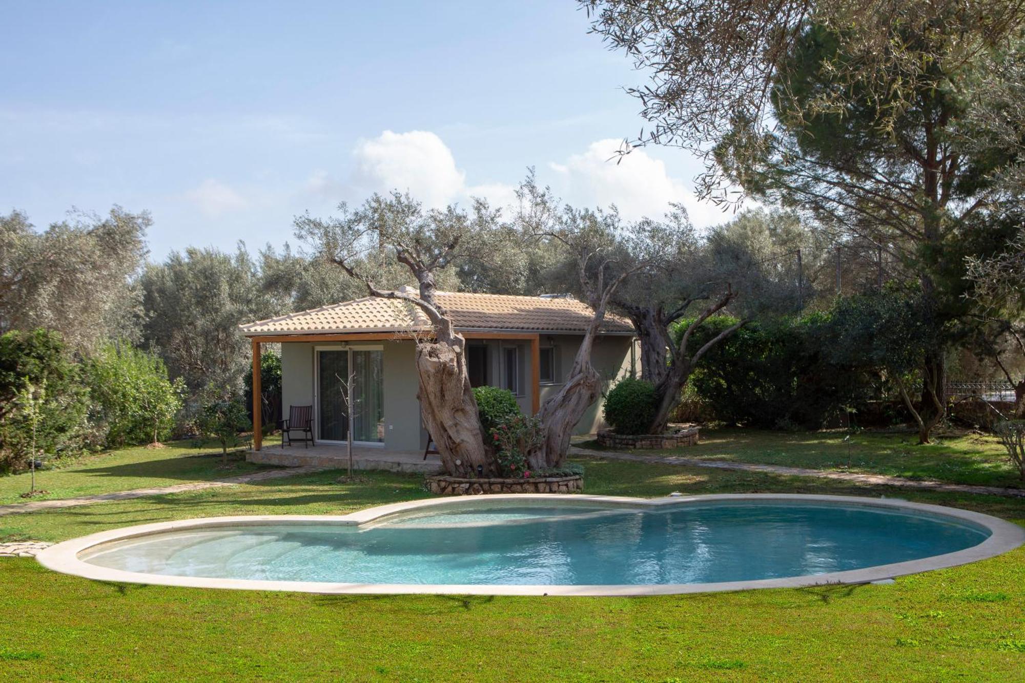 Poly'S Villa Lefkada Apolpaina ภายนอก รูปภาพ